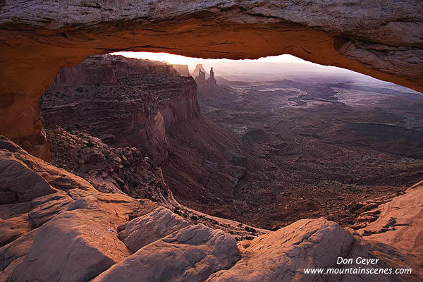 Picture of Mesa Arch