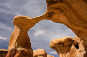 Image of Metate Arch, Escalante, Utah, southwest